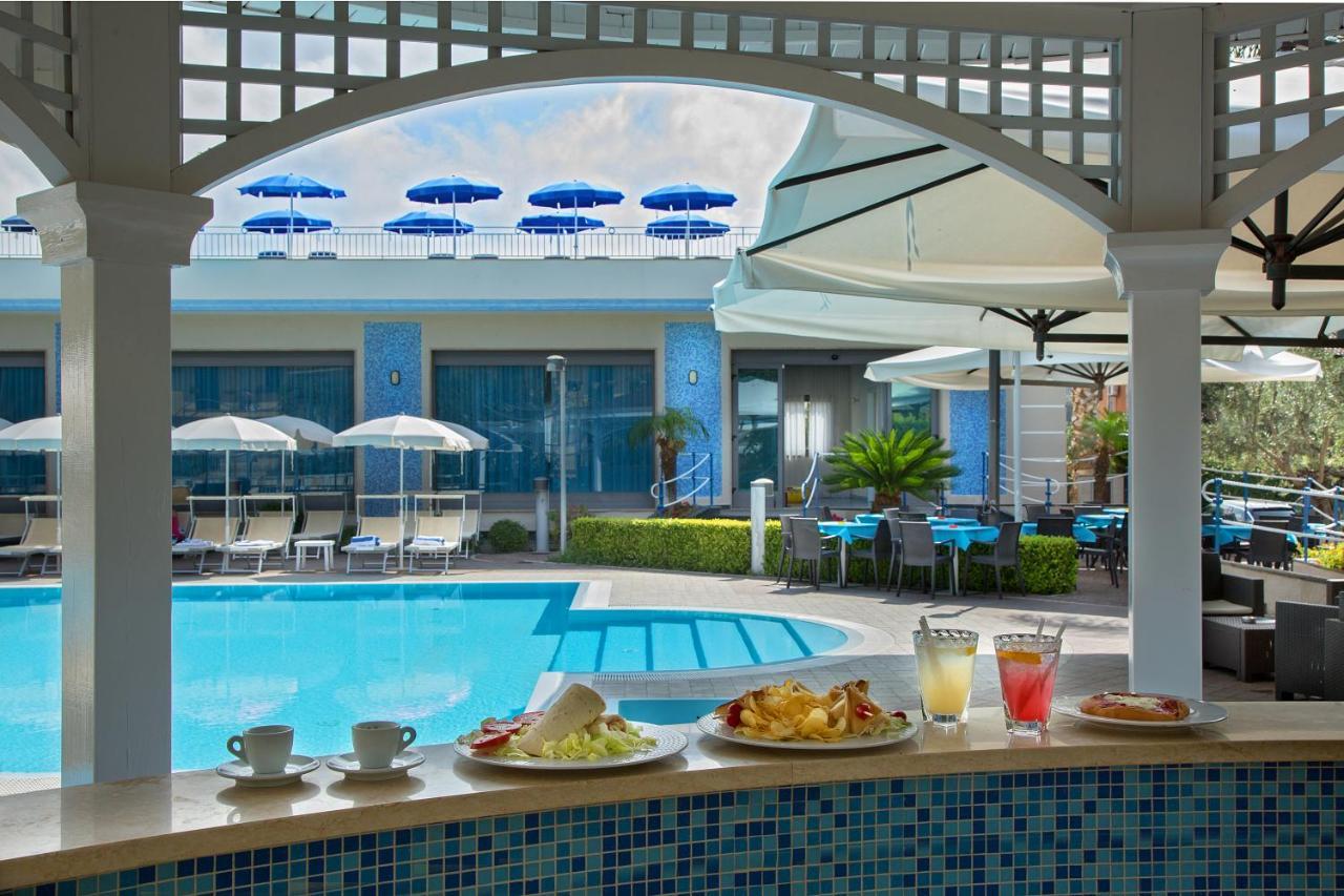 Hotel Premiere فركاتشورو المظهر الخارجي الصورة