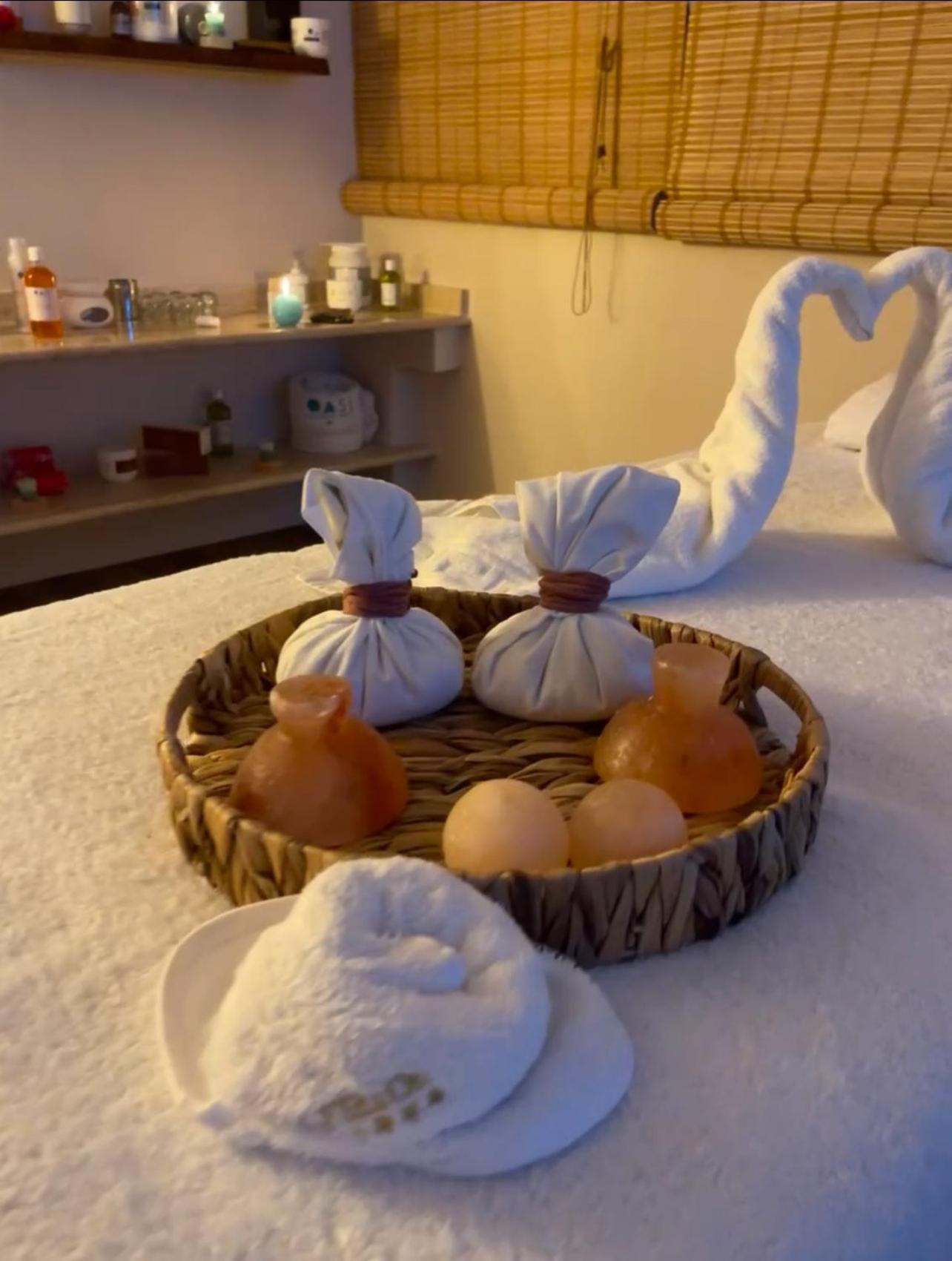 Hotel Premiere فركاتشورو المظهر الخارجي الصورة